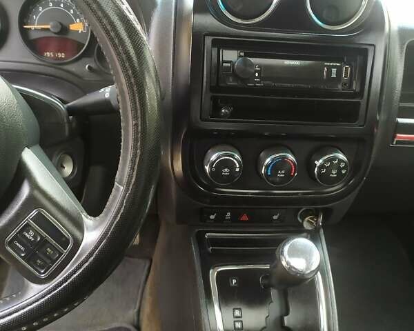 Чорний Джип Patriot, об'ємом двигуна 2.36 л та пробігом 195 тис. км за 8500 $, фото 2 на Automoto.ua