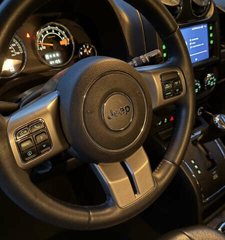 Черный Джип Патриот, объемом двигателя 2.4 л и пробегом 84 тыс. км за 15000 $, фото 14 на Automoto.ua