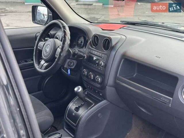 Черный Джип Патриот, объемом двигателя 2.36 л и пробегом 156 тыс. км за 9490 $, фото 22 на Automoto.ua