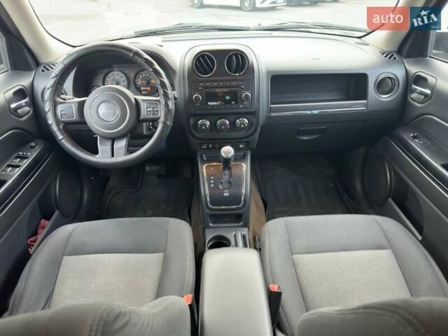 Черный Джип Патриот, объемом двигателя 2.36 л и пробегом 156 тыс. км за 9490 $, фото 25 на Automoto.ua