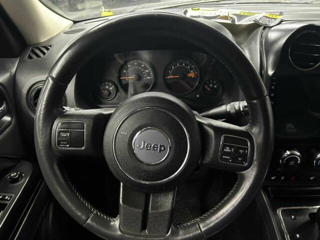 Чорний Джип Patriot, об'ємом двигуна 2.4 л та пробігом 104 тис. км за 11100 $, фото 10 на Automoto.ua