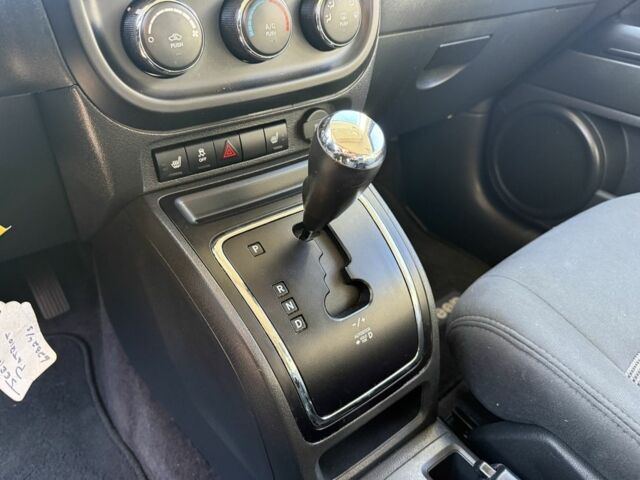 Джип Патриот 2014 в Софіївська Борщагівка на Automoto.ua Черный Джип Патриот, объемом двигателя 2.4 л и пробегом 200 тыс. км за 9900 $, фото 16 на Automoto.ua