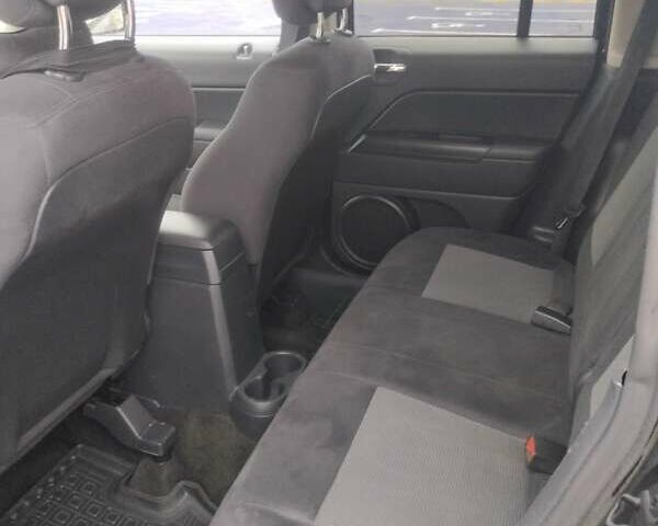 Черный Джип Патриот, объемом двигателя 2.36 л и пробегом 244 тыс. км за 10000 $, фото 5 на Automoto.ua