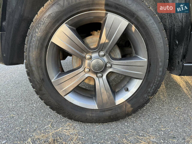 Чорний Джип Patriot, об'ємом двигуна 2 л та пробігом 137 тис. км за 10350 $, фото 23 на Automoto.ua