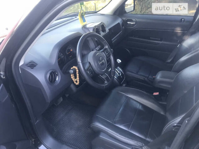 Черный Джип Патриот, объемом двигателя 2.36 л и пробегом 165 тыс. км за 13000 $, фото 9 на Automoto.ua