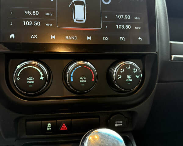 Черный Джип Патриот, объемом двигателя 2 л и пробегом 137 тыс. км за 10350 $, фото 32 на Automoto.ua