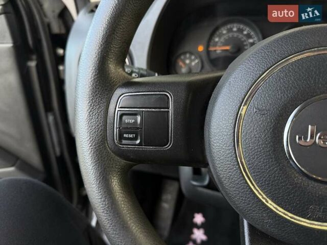 Чорний Джип Patriot, об'ємом двигуна 2.36 л та пробігом 144 тис. км за 7900 $, фото 33 на Automoto.ua