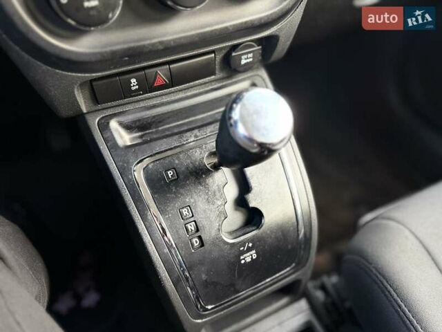 Чорний Джип Patriot, об'ємом двигуна 2.36 л та пробігом 144 тис. км за 7900 $, фото 27 на Automoto.ua