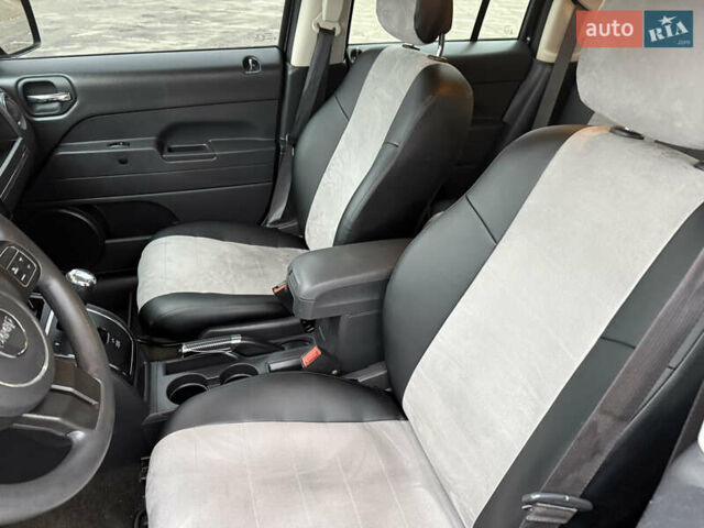 Черный Джип Патриот, объемом двигателя 2 л и пробегом 137 тыс. км за 10350 $, фото 24 на Automoto.ua