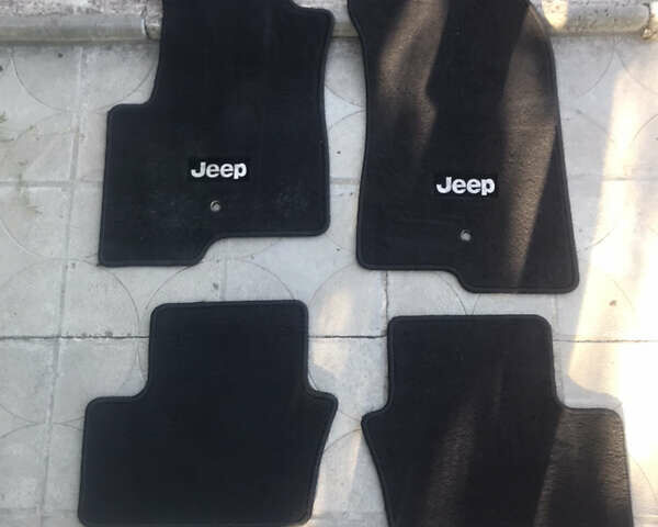 Черный Джип Патриот, объемом двигателя 2.36 л и пробегом 165 тыс. км за 13000 $, фото 21 на Automoto.ua