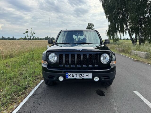 Черный Джип Патриот, объемом двигателя 2.4 л и пробегом 169 тыс. км за 11100 $, фото 2 на Automoto.ua