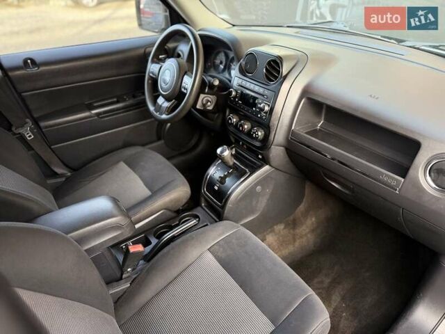 Чорний Джип Patriot, об'ємом двигуна 2.36 л та пробігом 144 тис. км за 7900 $, фото 34 на Automoto.ua