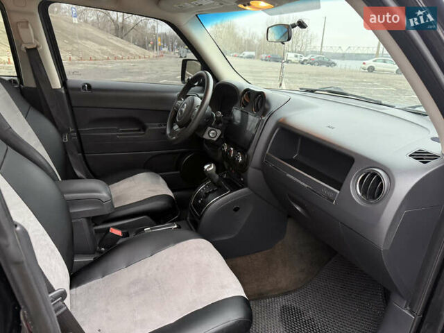 Черный Джип Патриот, объемом двигателя 2 л и пробегом 137 тыс. км за 10350 $, фото 16 на Automoto.ua