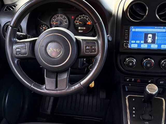 Черный Джип Патриот, объемом двигателя 2.4 л и пробегом 187 тыс. км за 9200 $, фото 7 на Automoto.ua