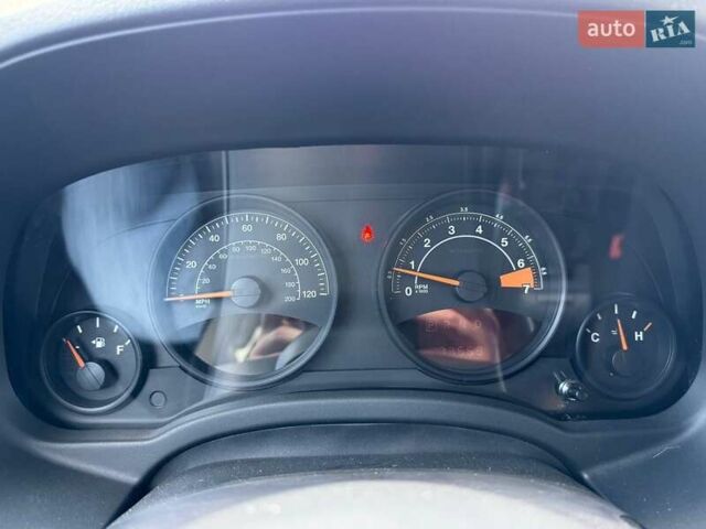 Чорний Джип Patriot, об'ємом двигуна 2.36 л та пробігом 123 тис. км за 10690 $, фото 16 на Automoto.ua