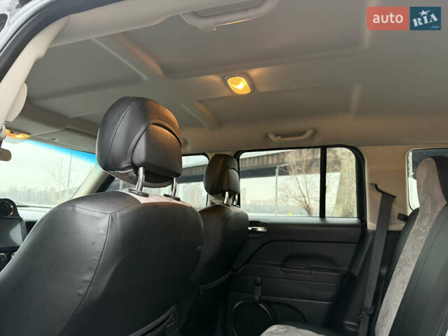 Черный Джип Патриот, объемом двигателя 2 л и пробегом 137 тыс. км за 10350 $, фото 15 на Automoto.ua