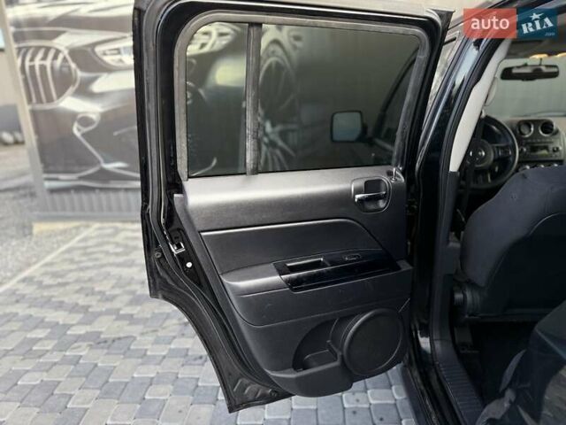 Чорний Джип Patriot, об'ємом двигуна 2.36 л та пробігом 144 тис. км за 7900 $, фото 38 на Automoto.ua