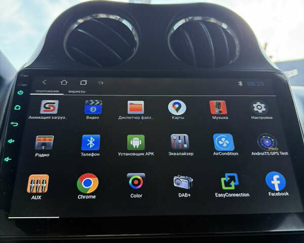 Чорний Джип Patriot, об'ємом двигуна 2 л та пробігом 137 тис. км за 10350 $, фото 13 на Automoto.ua