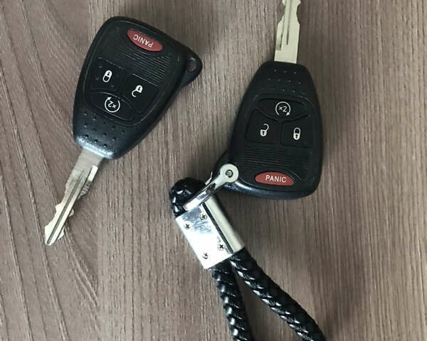 Черный Джип Патриот, объемом двигателя 2.36 л и пробегом 165 тыс. км за 13000 $, фото 23 на Automoto.ua