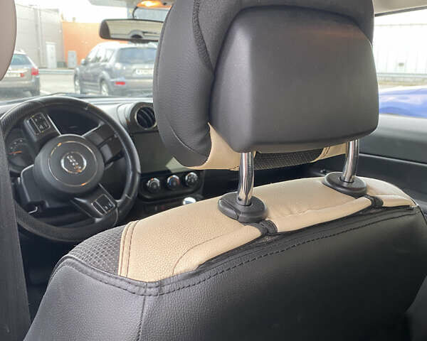 Черный Джип Патриот, объемом двигателя 2.36 л и пробегом 143 тыс. км за 10900 $, фото 10 на Automoto.ua