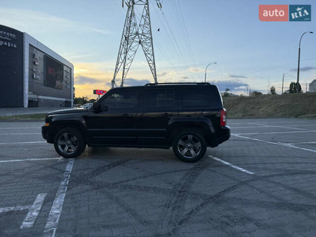 Чорний Джип Patriot, об'ємом двигуна 2 л та пробігом 137 тис. км за 10350 $, фото 2 на Automoto.ua