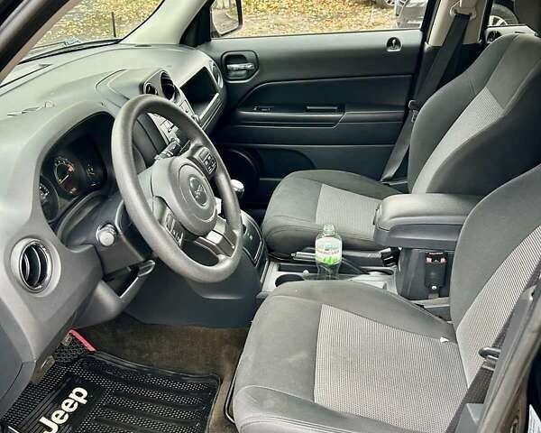 Чорний Джип Patriot, об'ємом двигуна 2.36 л та пробігом 188 тис. км за 12500 $, фото 5 на Automoto.ua