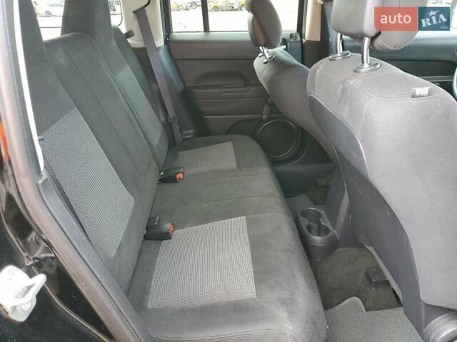 Черный Джип Патриот, объемом двигателя 2 л и пробегом 127 тыс. км за 1100 $, фото 9 на Automoto.ua