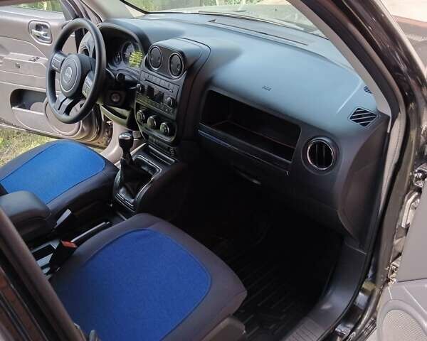 Чорний Джип Patriot, об'ємом двигуна 2 л та пробігом 50 тис. км за 13200 $, фото 18 на Automoto.ua