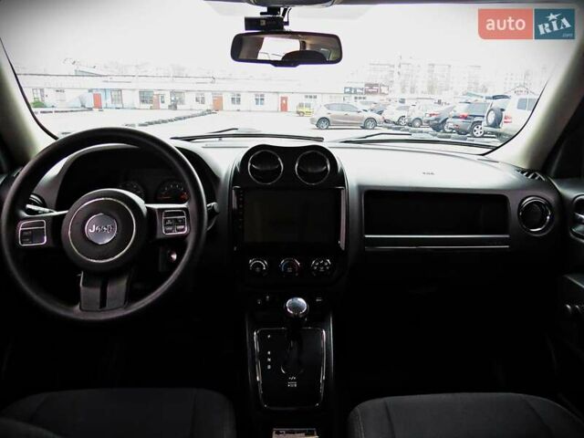 Чорний Джип Patriot, об'ємом двигуна 2 л та пробігом 85 тис. км за 8950 $, фото 13 на Automoto.ua