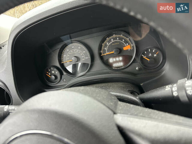 Черный Джип Патриот, объемом двигателя 2.36 л и пробегом 32 тыс. км за 11200 $, фото 15 на Automoto.ua