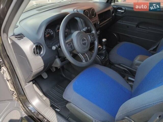 Чорний Джип Patriot, об'ємом двигуна 2 л та пробігом 50 тис. км за 13200 $, фото 15 на Automoto.ua