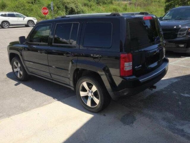 Черный Джип Патриот, объемом двигателя 2.4 л и пробегом 77 тыс. км за 6700 $, фото 5 на Automoto.ua