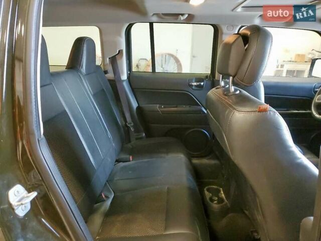 Джип Патриот 2016 в Ровно на Automoto.ua Черный Джип Патриот, объемом двигателя 2.36 л и пробегом 167 тыс. км за 900 $, фото 10 на Automoto.ua