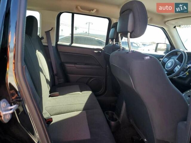 Чорний Джип Patriot, об'ємом двигуна 2.36 л та пробігом 116 тис. км за 1000 $, фото 10 на Automoto.ua