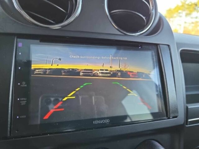 Черный Джип Патриот, объемом двигателя 2 л и пробегом 77 тыс. км за 5000 $, фото 10 на Automoto.ua