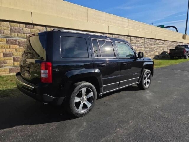 Черный Джип Патриот, объемом двигателя 2 л и пробегом 77 тыс. км за 5000 $, фото 5 на Automoto.ua