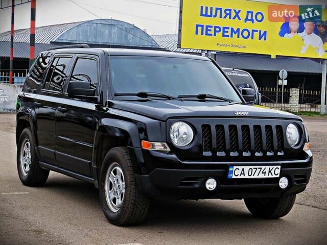 Чорний Джип Patriot, об'ємом двигуна 2 л та пробігом 85 тис. км за 8950 $, фото 3 на Automoto.ua