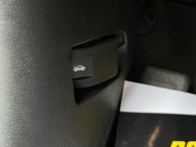 Черный Джип Патриот, объемом двигателя 2.4 л и пробегом 200 тыс. км за 9800 $, фото 24 на Automoto.ua