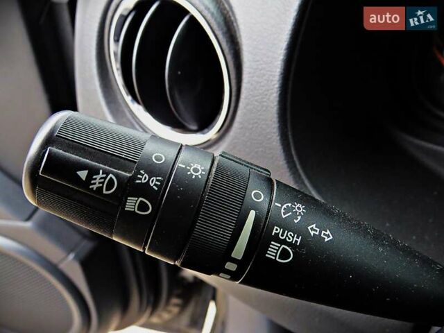 Чорний Джип Patriot, об'ємом двигуна 2 л та пробігом 85 тис. км за 8950 $, фото 8 на Automoto.ua