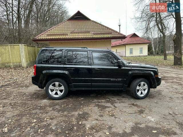 Черный Джип Патриот, объемом двигателя 2.36 л и пробегом 32 тыс. км за 11200 $, фото 13 на Automoto.ua