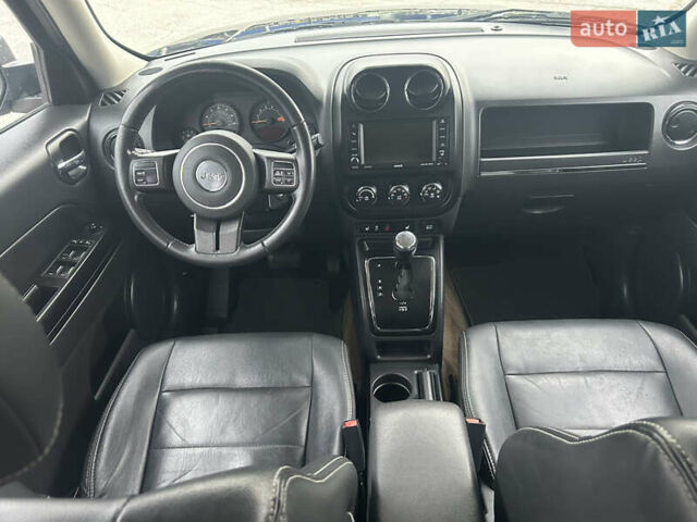 Чорний Джип Patriot, об'ємом двигуна 2 л та пробігом 153 тис. км за 12500 $, фото 13 на Automoto.ua