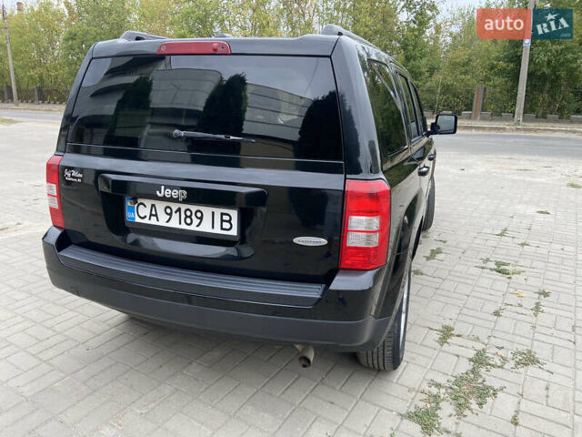 Черный Джип Патриот, объемом двигателя 2.36 л и пробегом 98 тыс. км за 11900 $, фото 8 на Automoto.ua