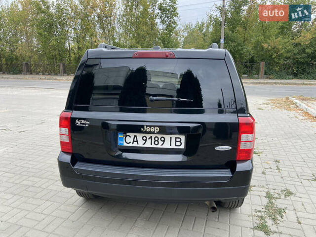 Черный Джип Патриот, объемом двигателя 2.36 л и пробегом 98 тыс. км за 11900 $, фото 9 на Automoto.ua