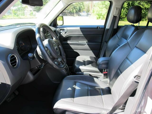 Черный Джип Патриот, объемом двигателя 2 л и пробегом 79 тыс. км за 6650 $, фото 8 на Automoto.ua