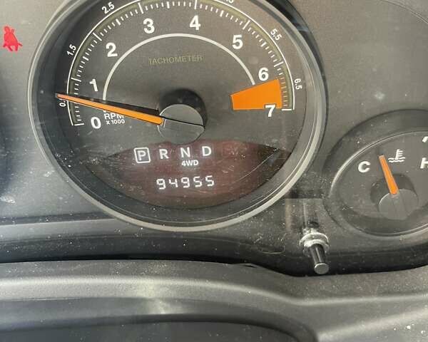 Черный Джип Патриот, объемом двигателя 2.36 л и пробегом 157 тыс. км за 11300 $, фото 4 на Automoto.ua