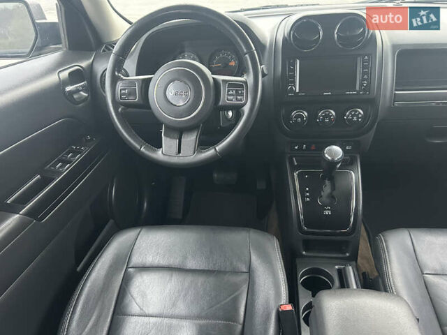 Чорний Джип Patriot, об'ємом двигуна 2 л та пробігом 153 тис. км за 12500 $, фото 12 на Automoto.ua