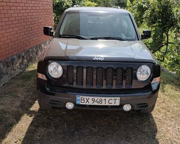 Чорний Джип Patriot, об'ємом двигуна 2 л та пробігом 50 тис. км за 13200 $, фото 1 на Automoto.ua