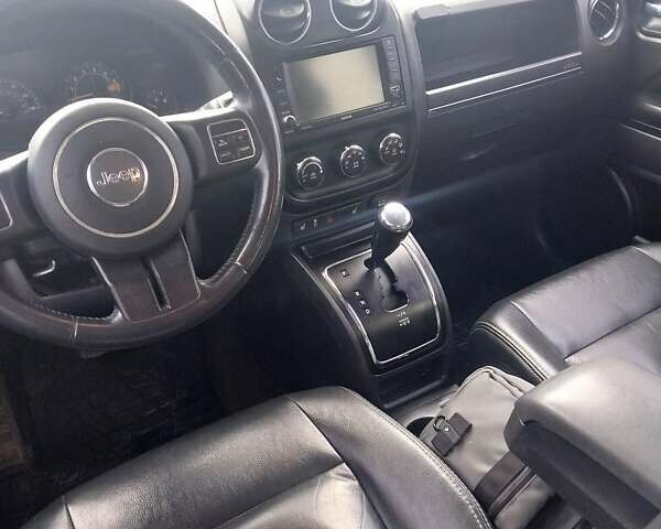 Черный Джип Патриот, объемом двигателя 2 л и пробегом 99 тыс. км за 11000 $, фото 16 на Automoto.ua