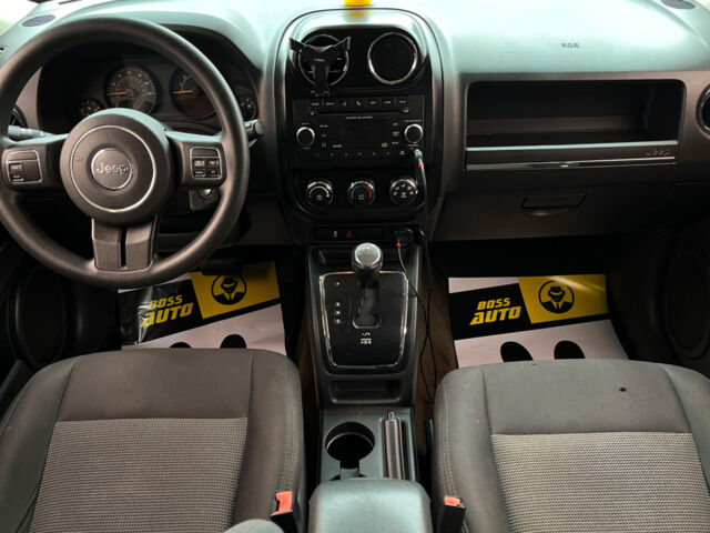 Черный Джип Патриот, объемом двигателя 2.4 л и пробегом 200 тыс. км за 9800 $, фото 12 на Automoto.ua