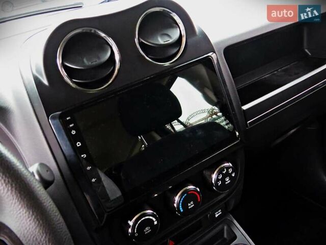 Чорний Джип Patriot, об'ємом двигуна 2 л та пробігом 85 тис. км за 8950 $, фото 9 на Automoto.ua